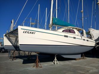 42' Leopard 2004 Yacht For Sale